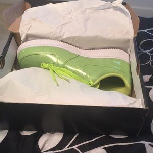 Nike Airforce 1s, Cyber color, size 13, never worn